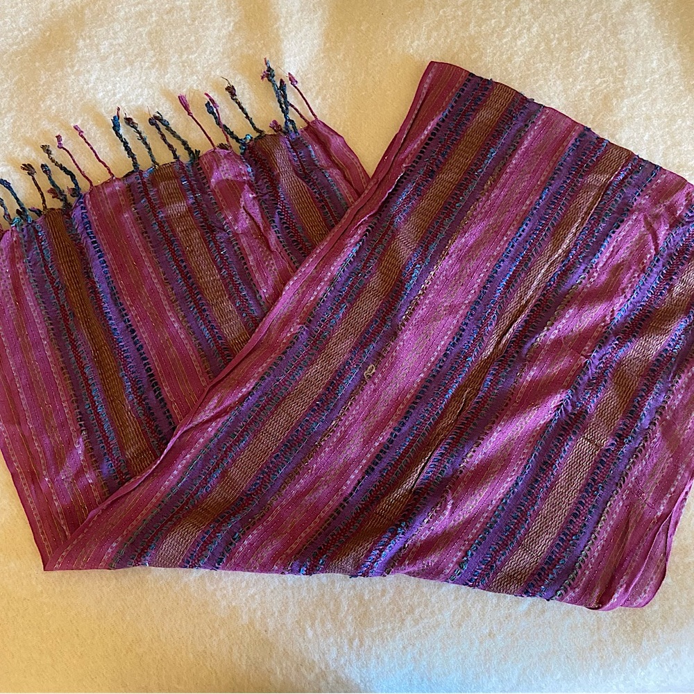 Purple metallic striped scarf